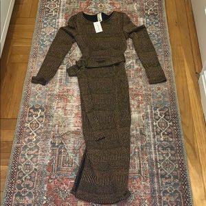 NWT Gold sparkly midi dress